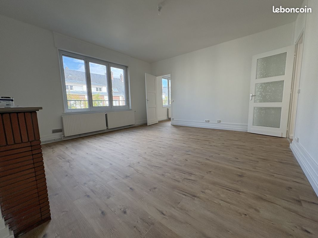 Appartement 4 pièces 103 m² · à Amiens · 103 m² · 1 000 €/mois