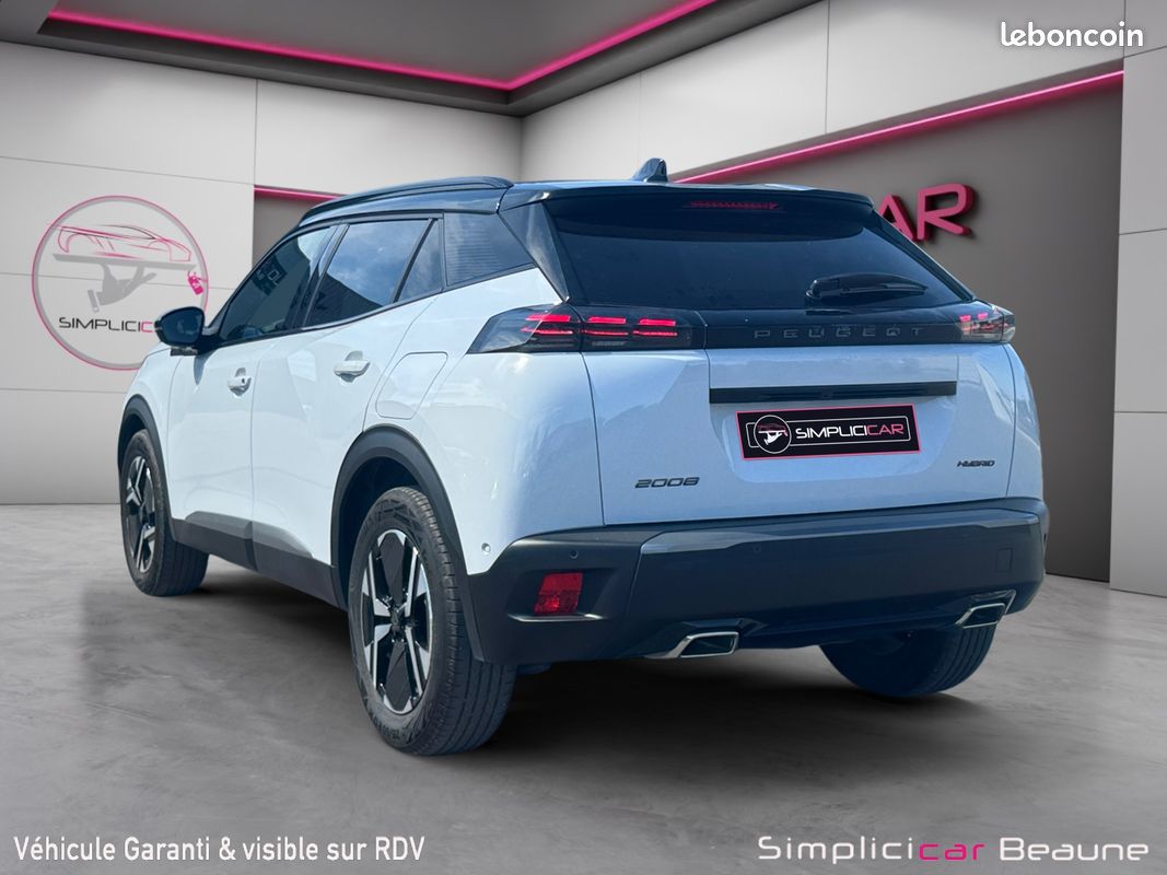 PEUGEOT 2008 1.2 HYBRID 145 GT EXCLUSIVE E-DCS 136Ch Garantie 12 mois (image 5)