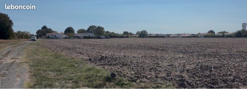 14 Terrains agricoles de 1000 m2 à côté de la plage · à Royan · 30 000 €