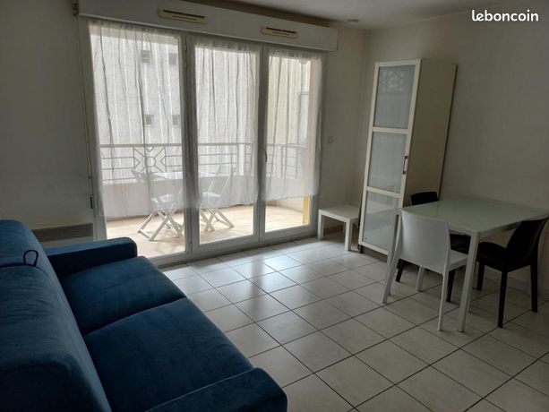 Studio meublé passage à niveau Gambetta