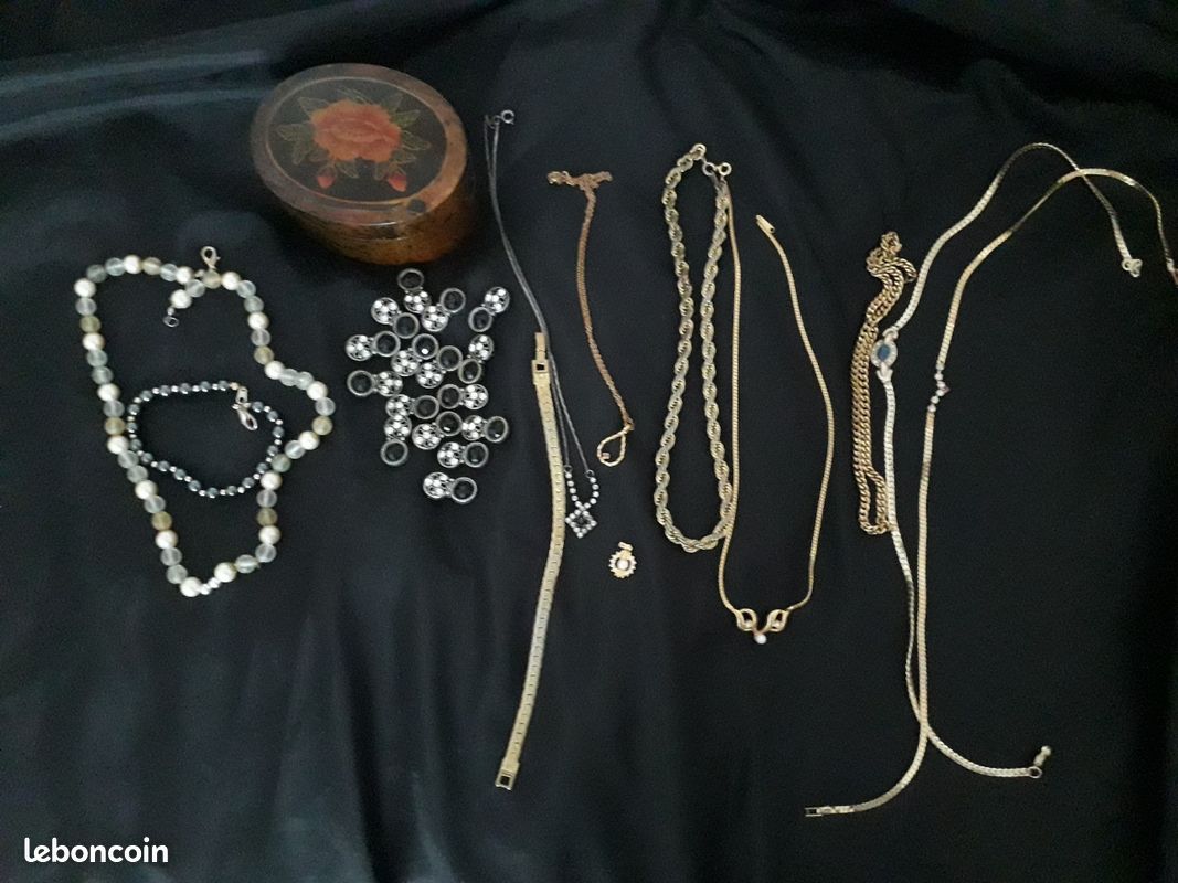 Lot bijoux vintage (image 2)