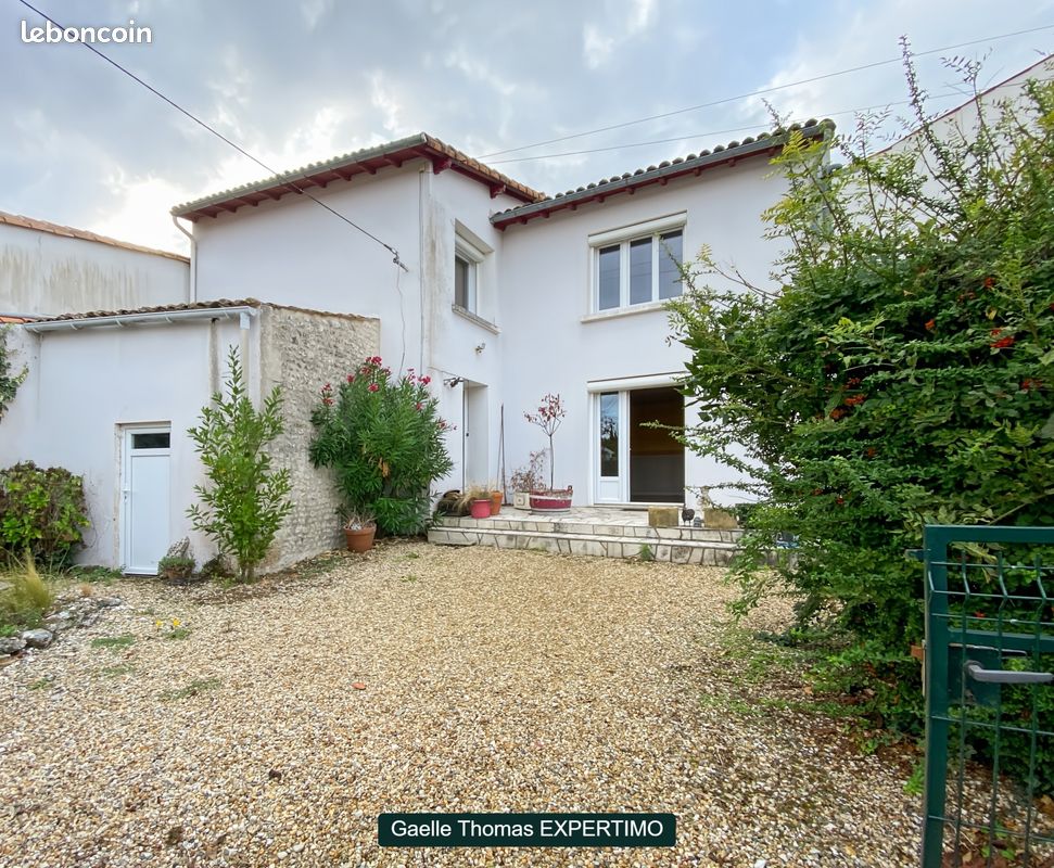 Maison 5 pièces 110 m² · à Chenac-Saint-Seurin-d'Uzet · 110 m² · 173 500 €