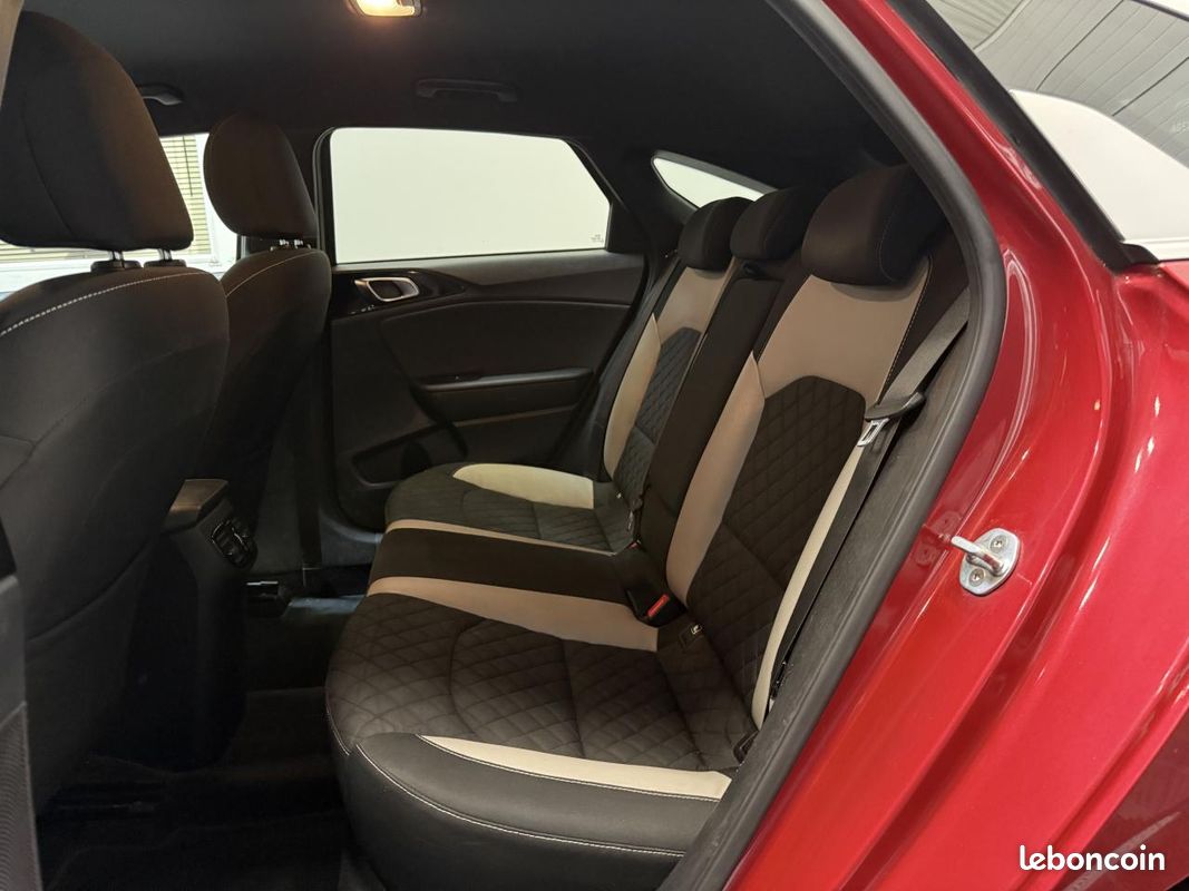 KIA PRO CEE D 1.0 T-GDI 120 ch GT Line (image 9)