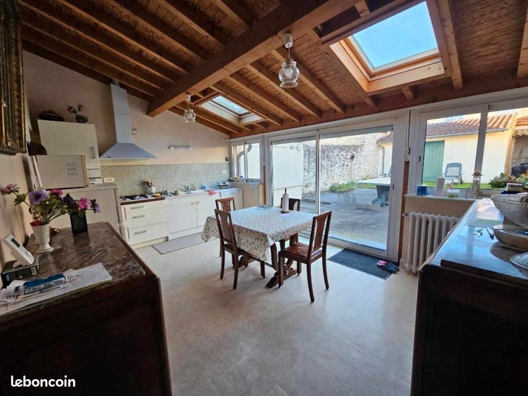 Maison 5 pièces 129 m² · à Sauveterre-de-Guyenne · 129 m² · 173 600 €