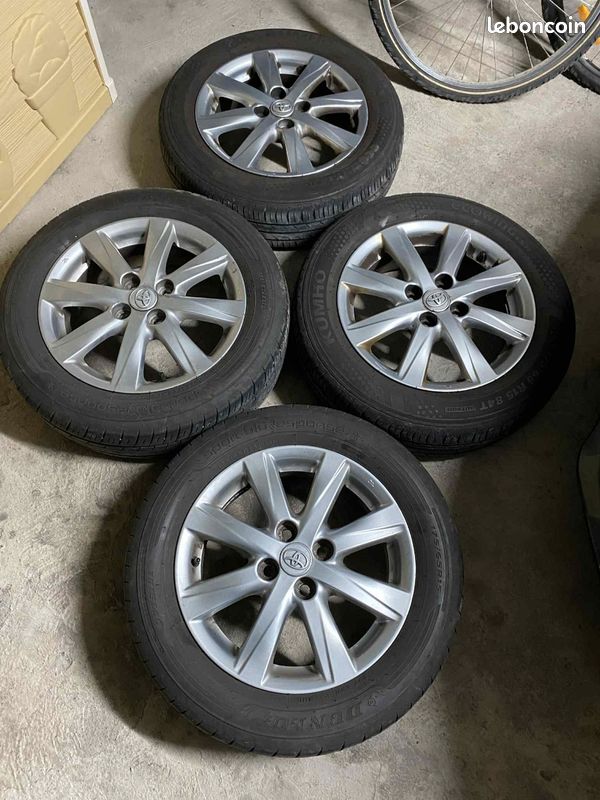 Roue jantes alu Toyota Yaris (image 1)