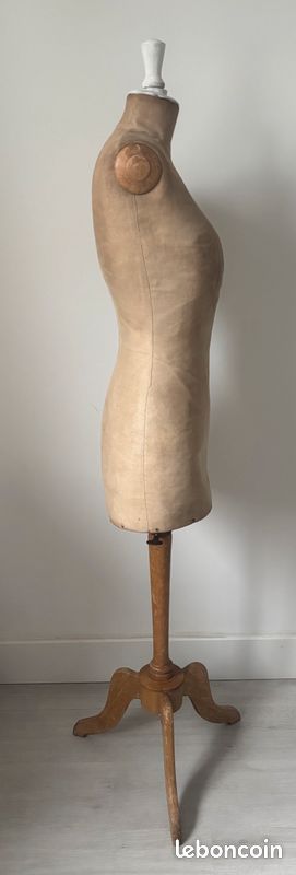 RHO - Rangements pour armoires à vêtements/Valets de nuit Buste de