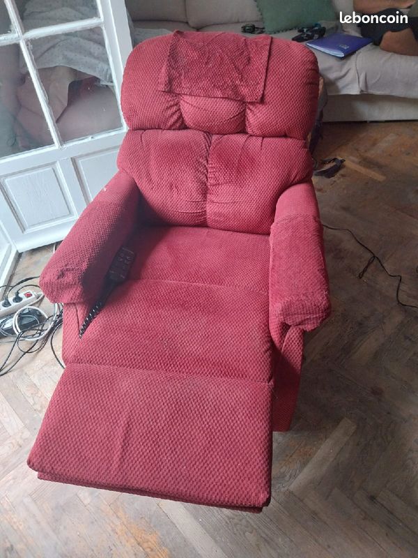 Fauteuil inclinable télécommandé (image 2)