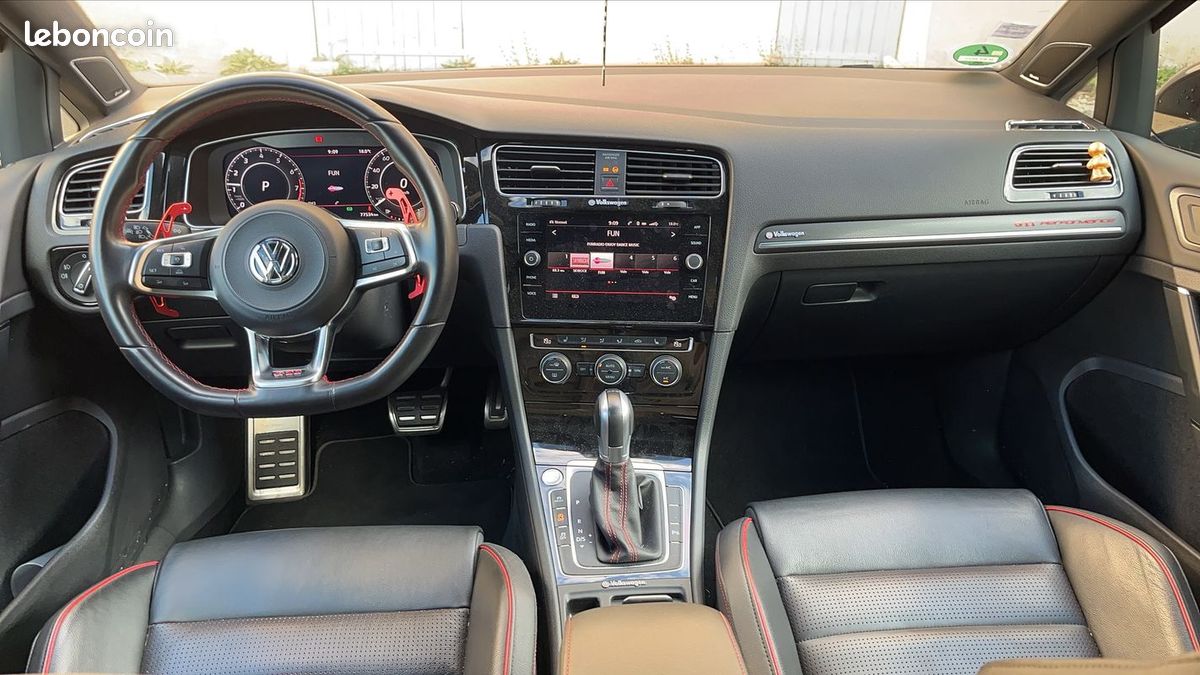 Volkswagen Golf GTI VII 2.0 TSI 245 DSG7 Performance (image 11)