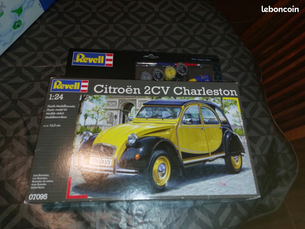 Revell – Kit Maquette Citroën 2CV – Échelle 1/?? – Peintures, Pinceau, Colle Inclus – Détails Réalistes – Dès 10 Ans – Collection