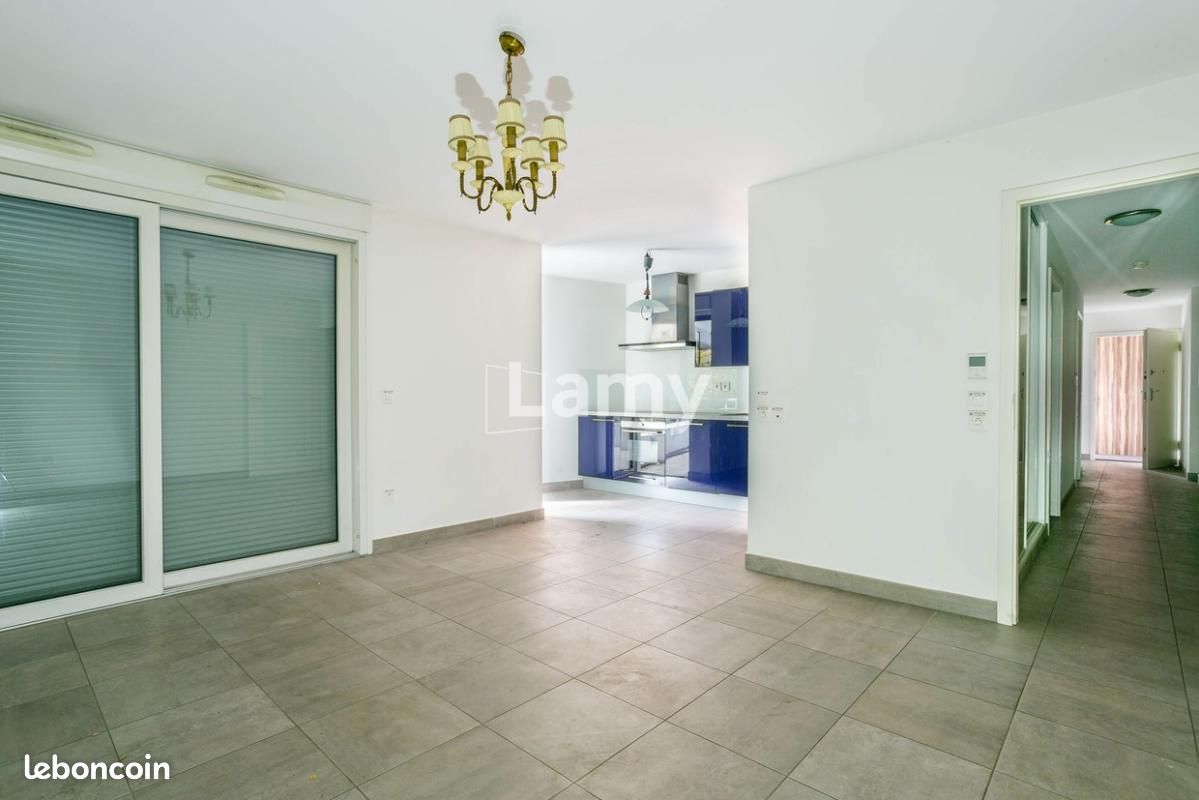 Parking 12 m² · à Strasbourg · 12 m² · 229 000 €