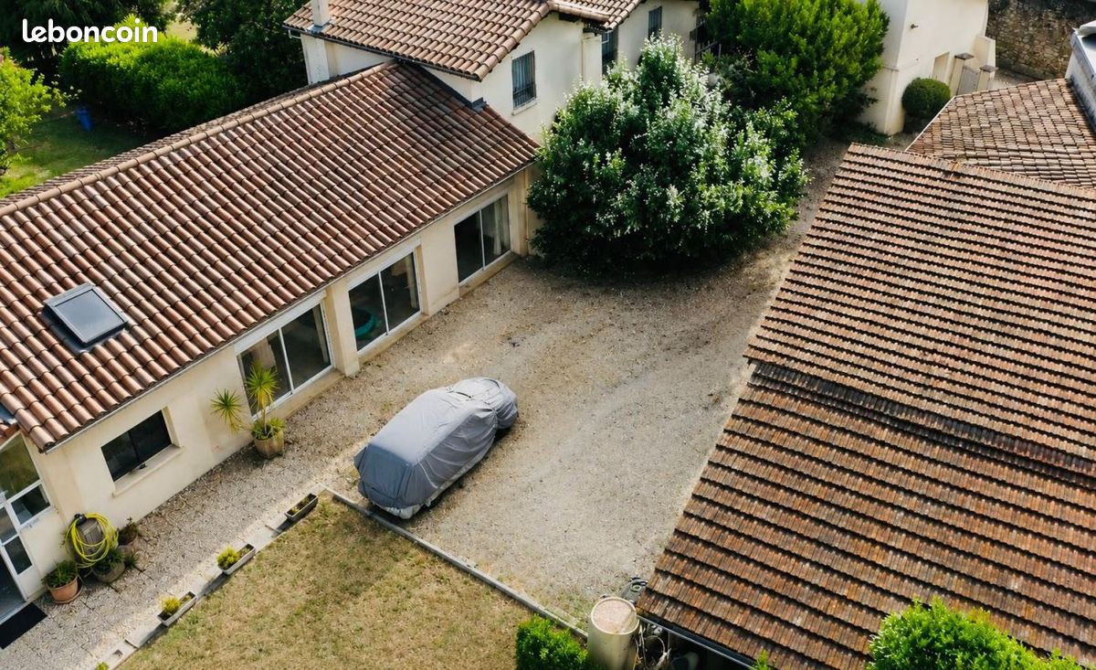 Maison 9 pièces 260 m² · à Chanos-Curson · 260 m² · 519 000 €