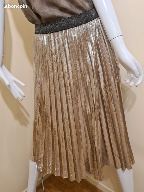 Jupe New York & Co Taille 8 - Imprimé Métallisé Doré Carreaux - Neuve (fermeture Réparée)