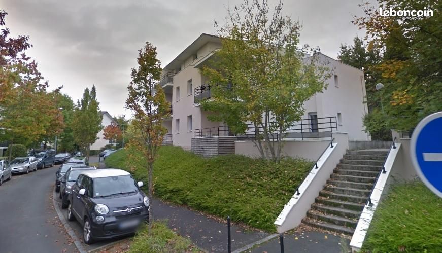 Parking Nantes · 105 €/mois