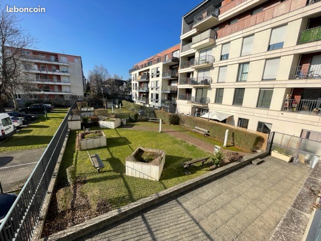 Appartement 3 pièces 66 m² · à Saint-Louis · 66 m² · 1 250 €/mois