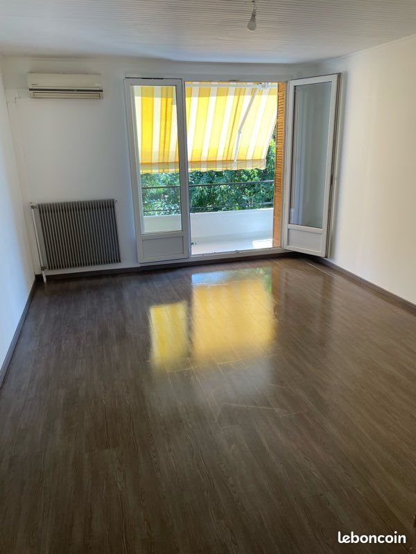 Appartement 3 pièces 64 m² · à Saint-Égrève · 64 m² · 180 000 €