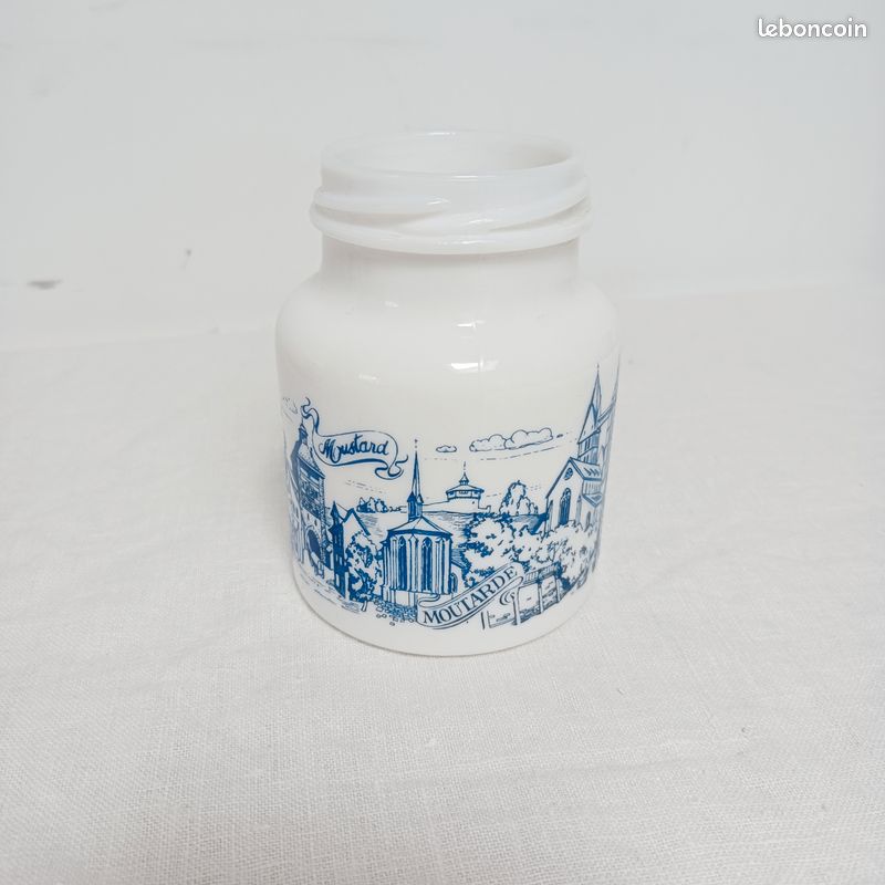 Lot de 3 pots d'apothicaire en opaline (image 8)