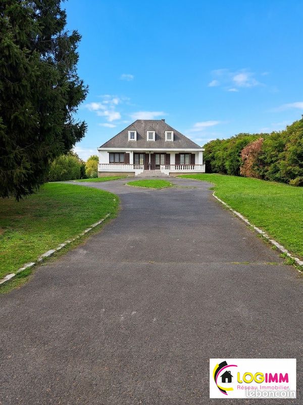Maison 8 pièces 150 m² · à Bruay-sur-l'Escaut · 150 m² · 231 000 €