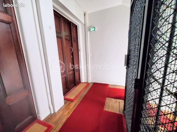 https://img.leboncoin.fr/api/v1/lbcpb1/images/cf/a3/80/cfa380f0949a6b9abbca05f6ca02fc2afb978276.jpg?rule=ad-image