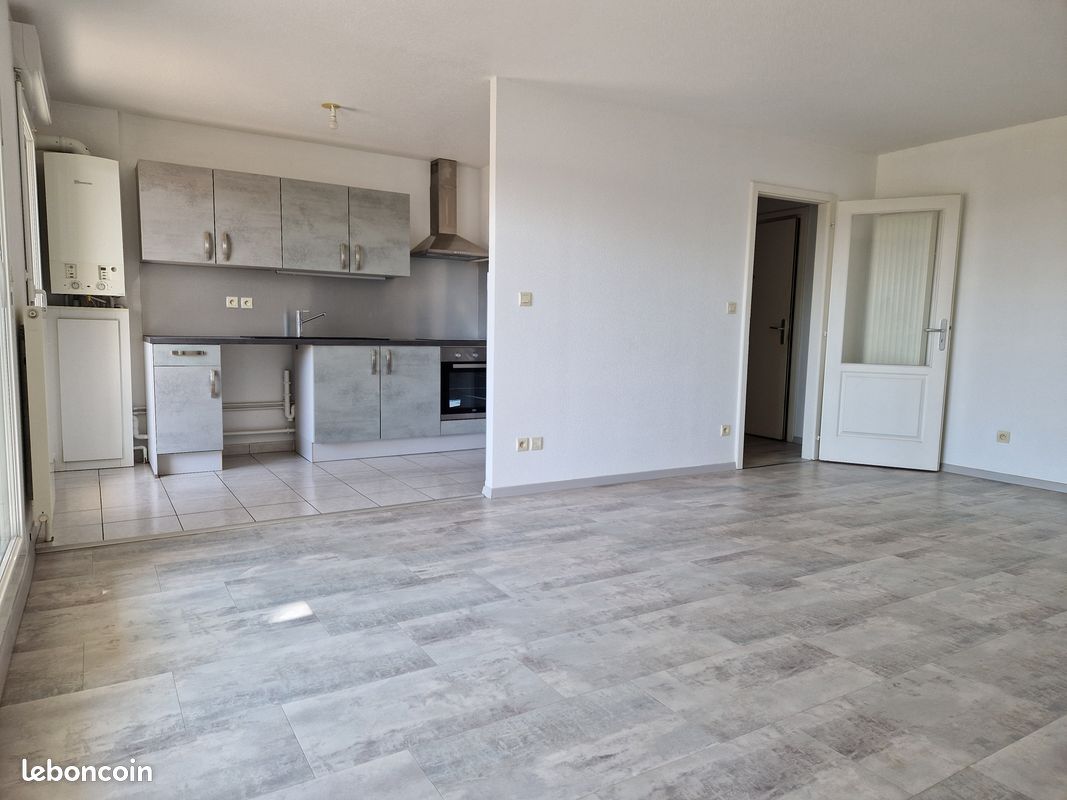 Appartement 4 pièces 79 m² · à Luxeuil-les-Bains · 78,9 m² · 690 €