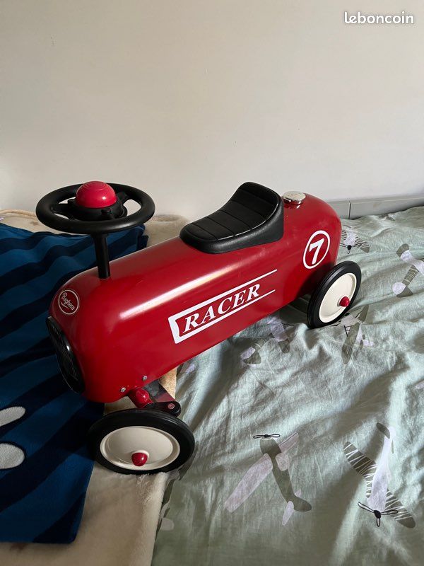 Voiture de déco enfant (image 1)