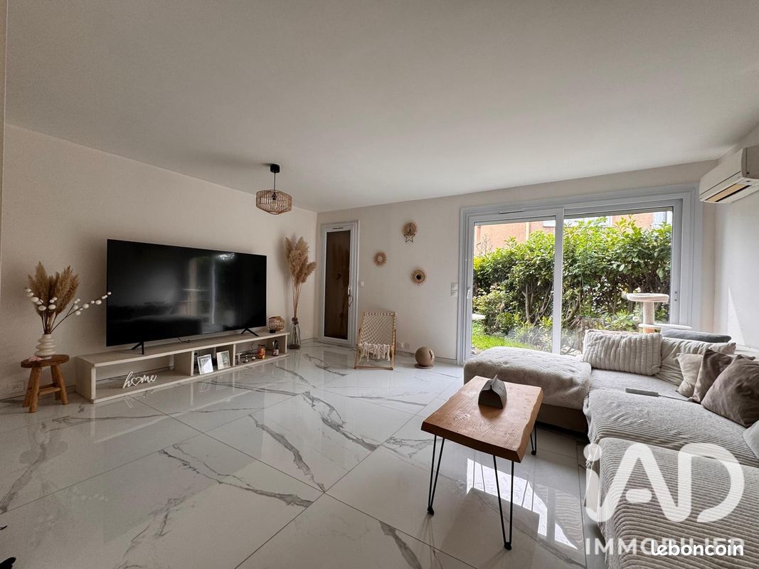 Appartement 5 pièces 97 m² · à Noiseau · 97 m² · 350 000 €
