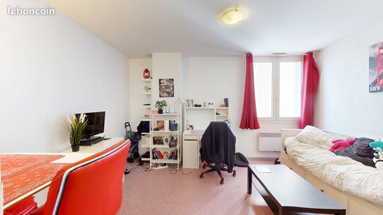 Studio 1 pièce 18 m²