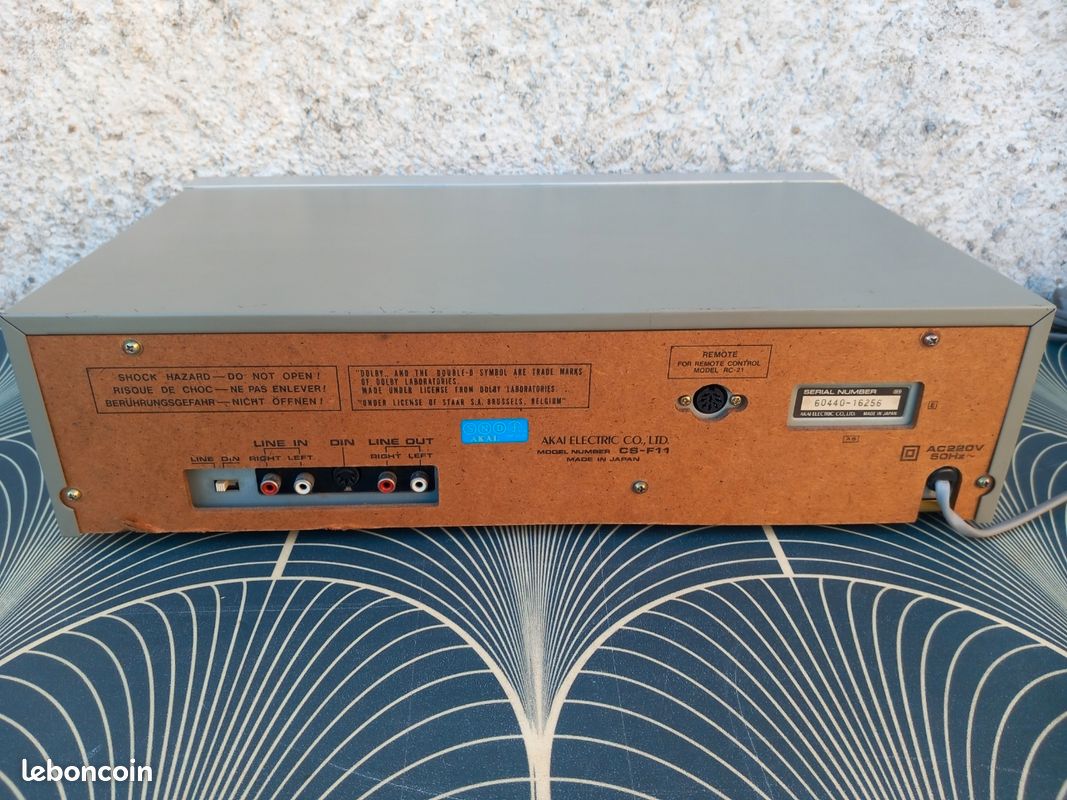 Ensemble Vintage Akai : Platine K7 Akai CS-F11 + Tuner AT-K22L AM/FM – Occasion