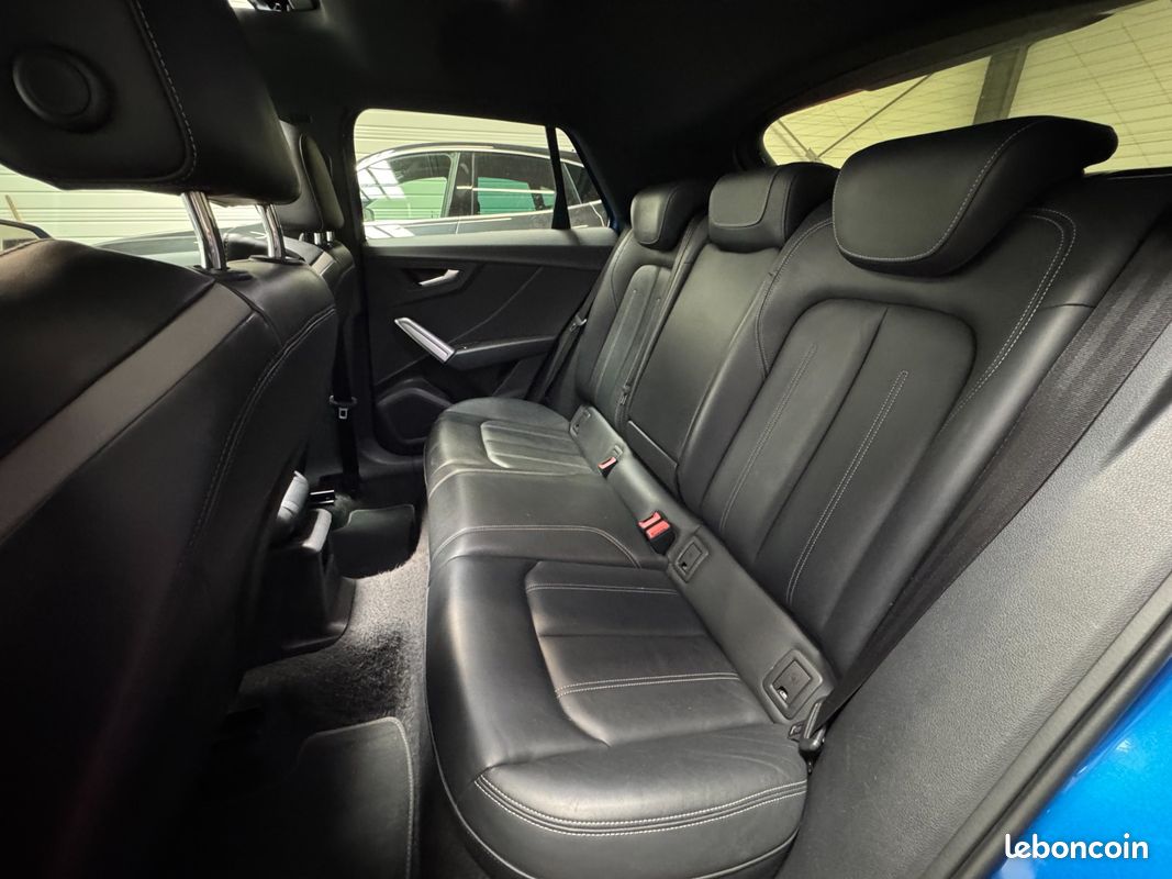 AUDI Q2 40 TFSI 190 S tronic 7 Quattro S Line + CARPLAY + TOIT OUVRANT + AFFICHAGE TETE HAUTE + SIÈGES CHAU (image 11)
