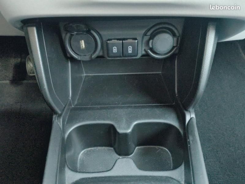 Suzuki Swift 1.2 Hybrid 83ch Privilège (image 34)