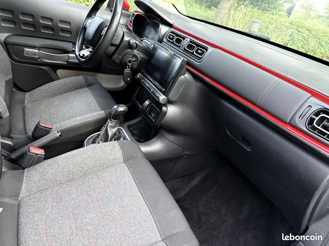 Citroën C3 III 1.2 VTi 12V 82 cv White&Red Color*Crit'Air 1*Ct Kit Distribution Entretien Complet... (image 32)