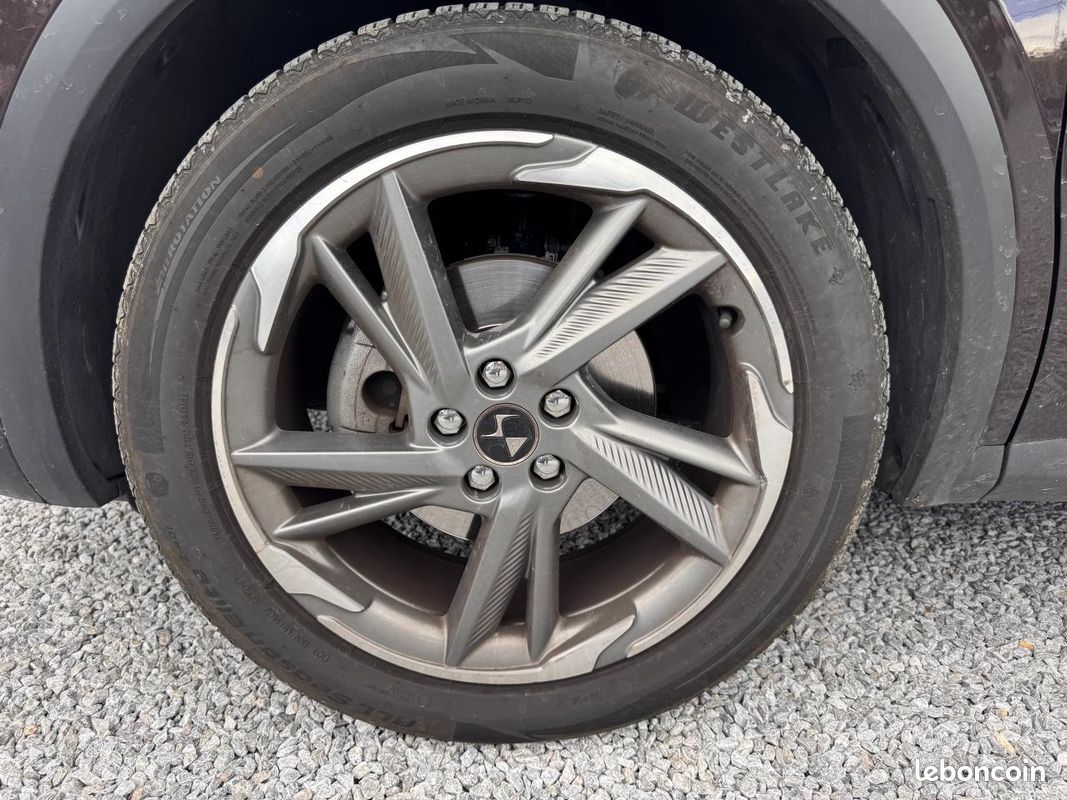 Ds ds 7 crossback 1.6 puretech 180 grand-chic eat bva (image 35)
