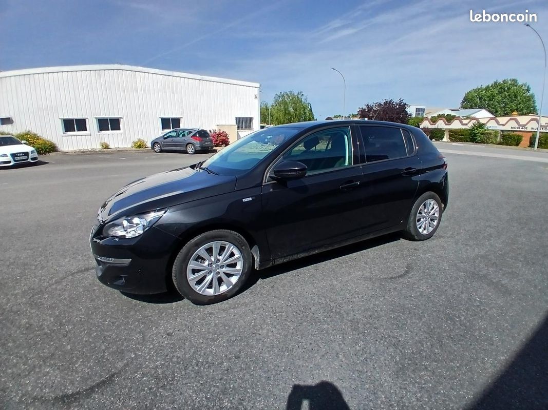 PEUGEOT 308 1.2i PureTech 12V S&S - 110 II 2013 BERLINE Style PHASE 1 (image 2)