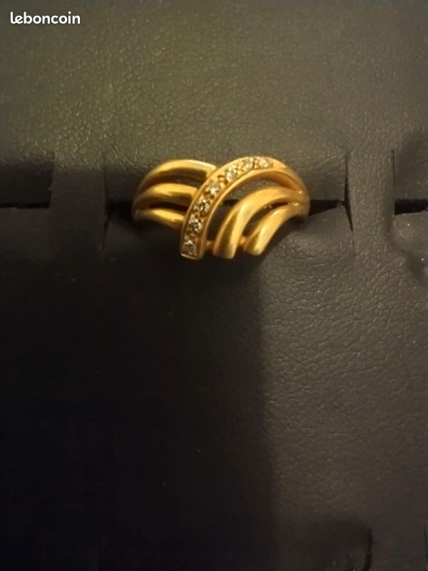 Bague or 750 et diamants (image 2)