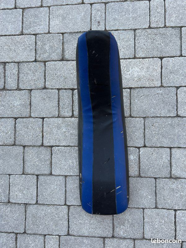 Selle Peugeot xp6 (image 2)
