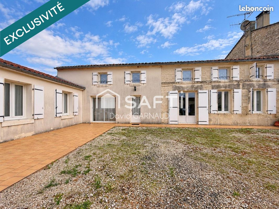 Maison 7 pièces 170 m² · à Merpins · 170 m² · 169 900 €