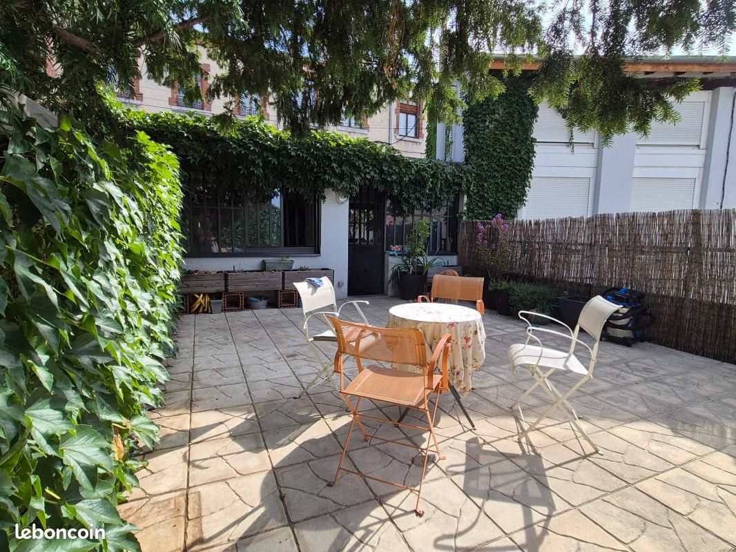 Appartement 3 pièces 44 m² · à Saint-Étienne · 44 m² · 115 000 €