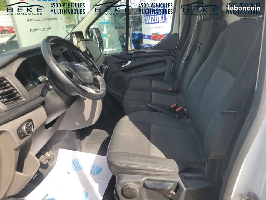 Ford Transit Custom Fourgon 13990 HT 2.0 TDCI 130 L2H1 LIMITED (image 11)