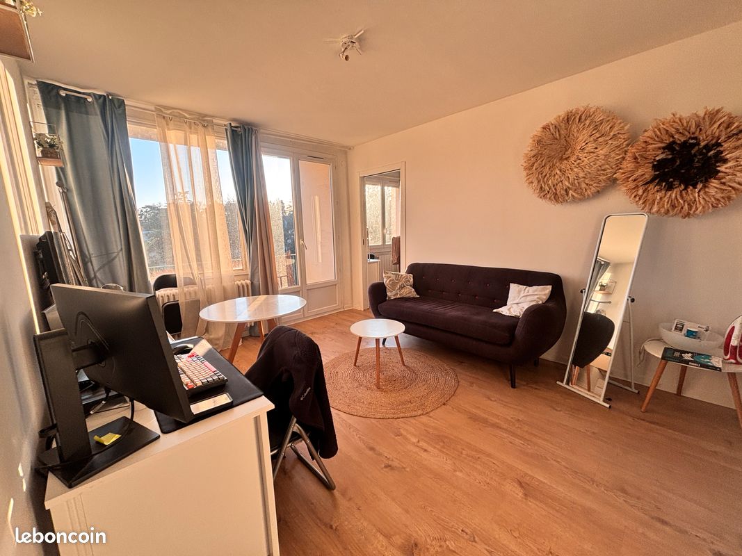 Appartement 3 pièces 60 m² · à Tassin-la-Demi-Lune · 60 m² · 599 €/mois