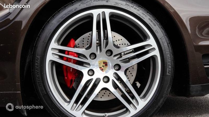 Porsche 911 Cabriolet Turbo TipTronic S (image 25)