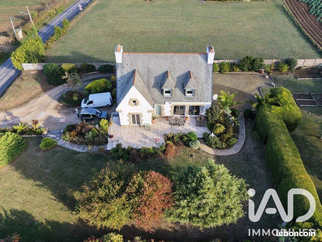Maison 7 pièces 155 m² · à Plougrescant · 155 m² · 425 000 €