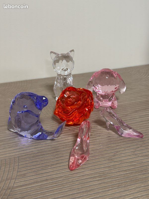Figurines déco transparentes style cristal – animaux, fleur, escarpins (image 1)