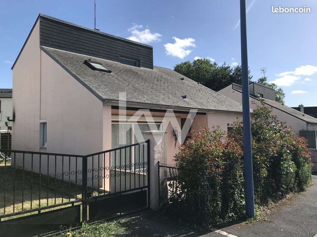 Maison 4 pièces 77 m² · à Fleury-les-Aubrais · 77 m² · 207 760 €