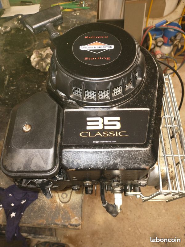 Moteur de tondeuse (image 1)