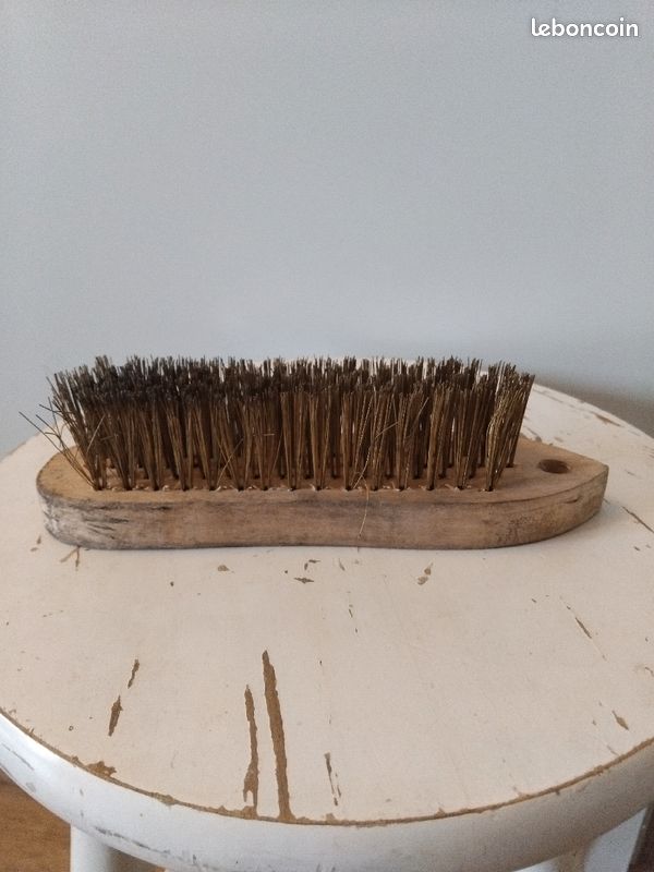 Brosse poils laiton (image 1)