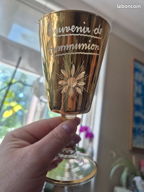 Ancien verre "souvenir de Communion" (image 4)