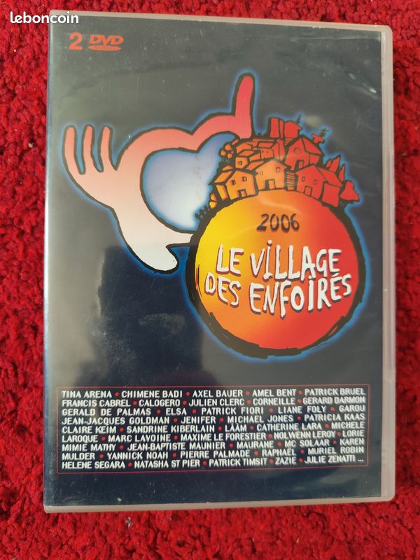 Coffret 2 DVD le village des enfoirés 2006 (image 2)