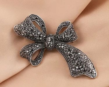 Broche vintage Bling strass grande fleur avec fausse perle Witj effet vieilli - France