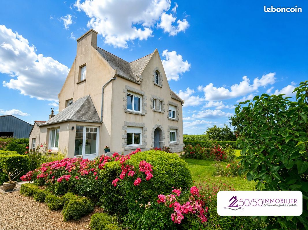 Maison 6 pièces 140 m² · à Cléder · 140 m² · 262 000 €