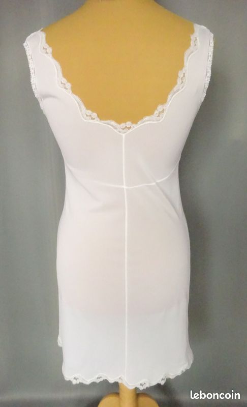 Combinaison & Fond De Robe Vintage Dentelle – Taille 58/60 – Couleur Pêche