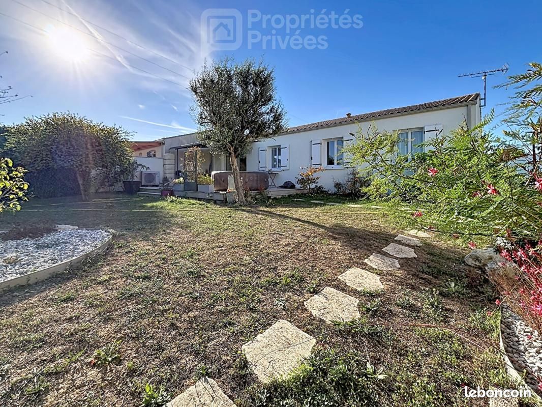 Maison 4 pièces 90 m² · à Saint-Sauveur-d'Aunis · 90 m² · 1 150 €/mois